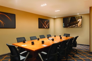 executive hotel le soleil new york