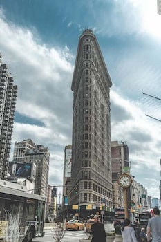 executive hotel le soleil new york
