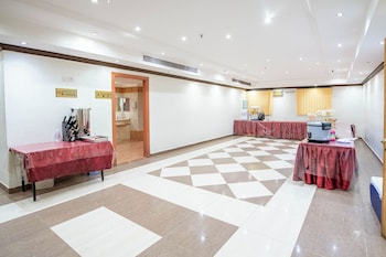 al olayan golden hotel misfalah