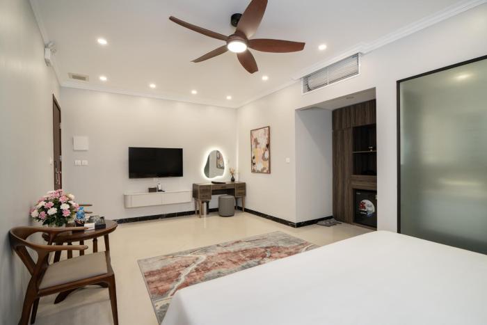 diamond light hotel