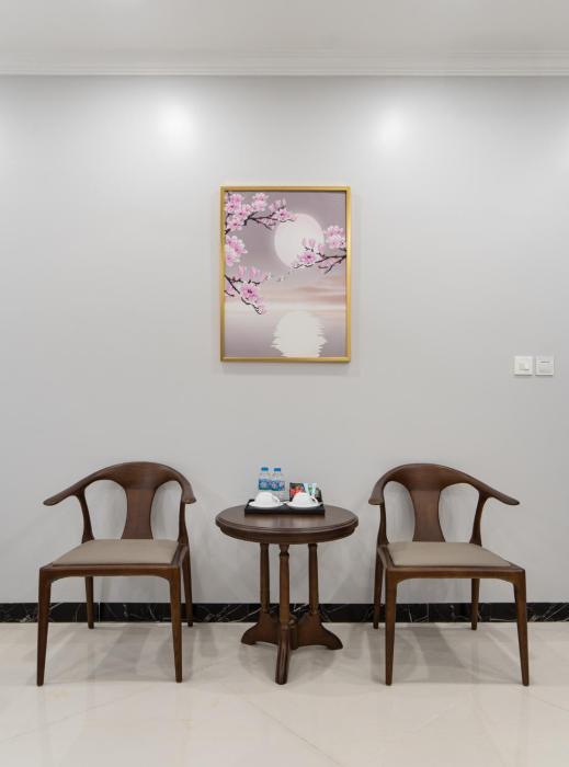 diamond light hotel