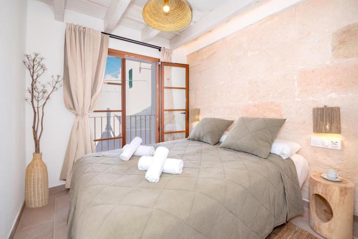 ses sis roses hotel