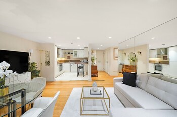 savoy court
