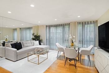 savoy court