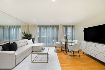 savoy court