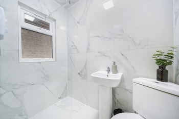 shirland road flat