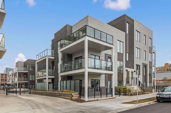 globalstay condo near the bow river