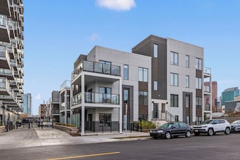 globalstay condo near the bow river