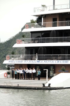 halora nova cruise