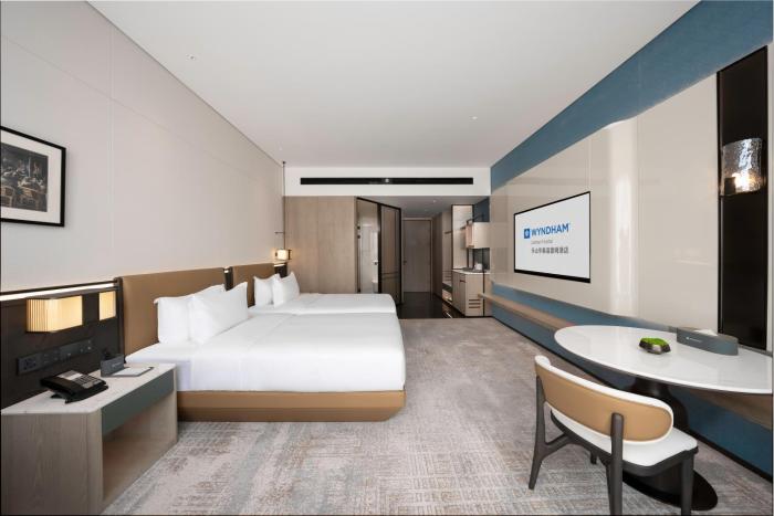 wyndham leshan downtown