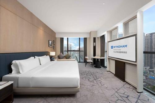 wyndham leshan downtown
