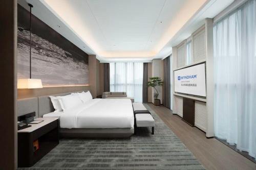 wyndham leshan downtown