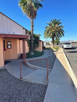 general kearny inn