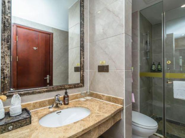 chengdu gaoyi hotel