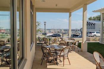 pass bungalows