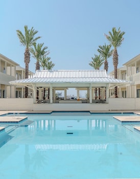 Pass Bungalows,,5 star