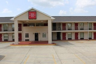 red carpet inn macon