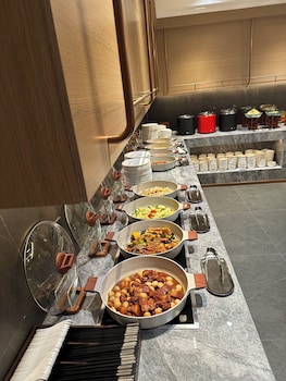 echarm plus hotel