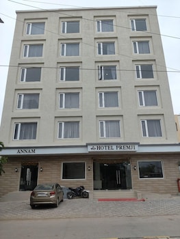 hotel premji by shivalaya darshanam