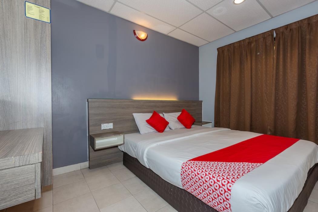oyo 91258 qish hotel banda kaba