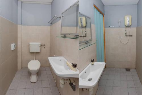 oyo 91258 qish hotel banda kaba