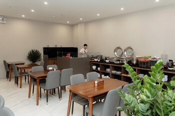 tq luxury hotel and apartment