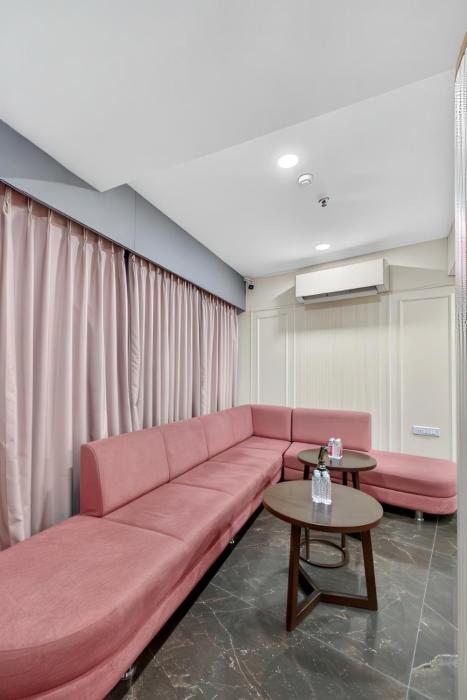 rooms to go indian guest only