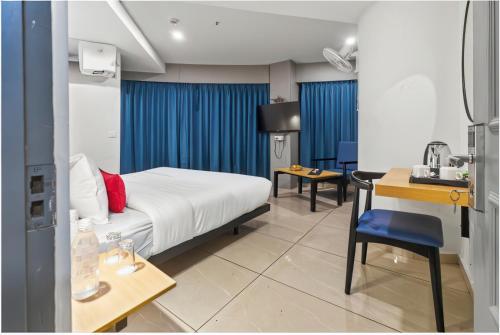 rooms to go indian guest only