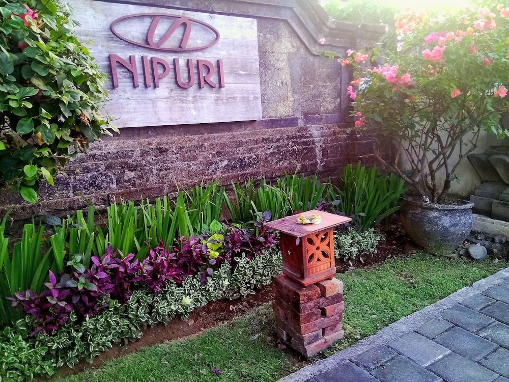 nipuri hotel