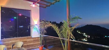 The Pari World Homestay And Restaurant,,2 star