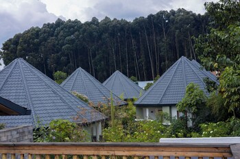 footprints kinigi lodge