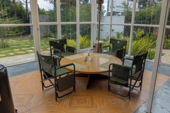 Footprints Kinigi Lodge,,4 star