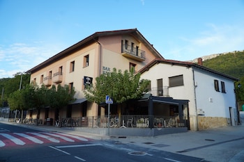 Hostal Ibaisek,,1 star