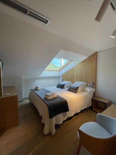 hostal ibaisek