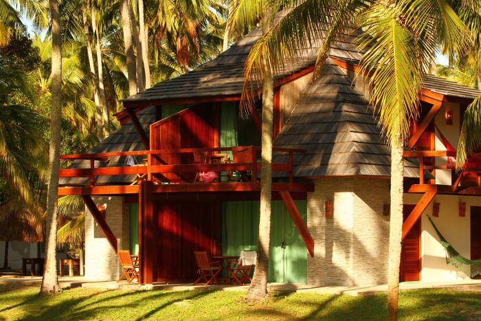 pontal dos carneiros beach bungalows