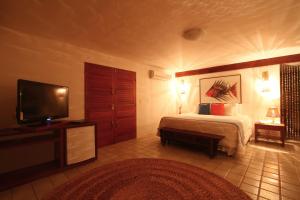 pontal dos carneiros beach bungalows