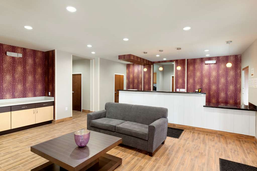 super 8 by wyndham carrizo springs