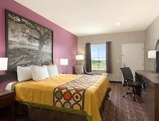 super 8 by wyndham carrizo springs