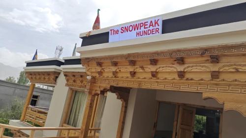the snowpeak hunder