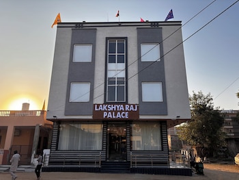 hotel lakshya raj palace khatushyamji