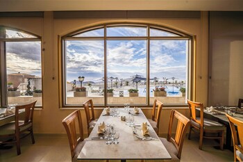 petra pillars luxury hotel
