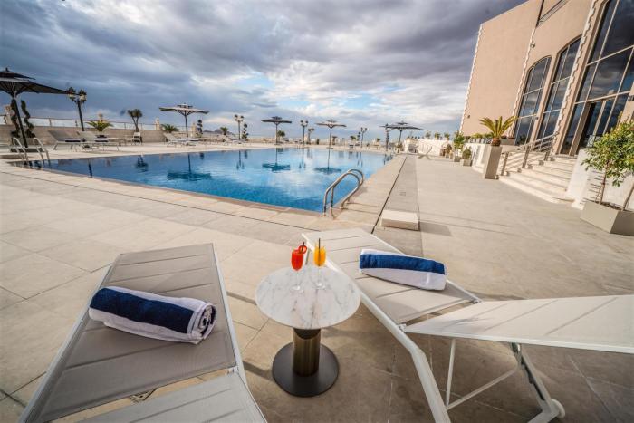 petra pillars luxury hotel