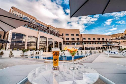 petra pillars luxury hotel