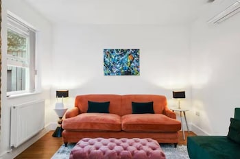 flat 1 victoria grove