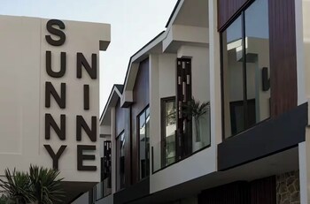 sunny nine by betterplace