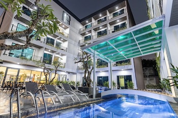 the green hotel vientiane