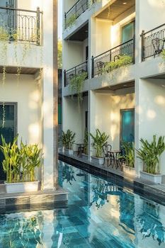 the green hotel vientiane