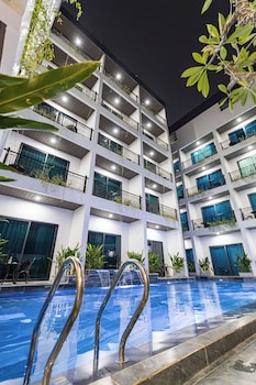 the green hotel vientiane