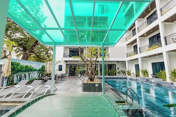 the green hotel vientiane