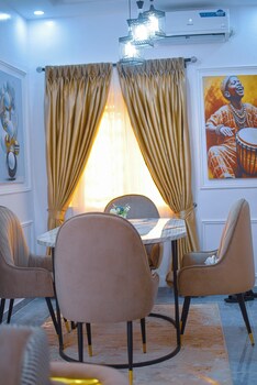 La Veda Manor Luxury Apartment,,3 star
